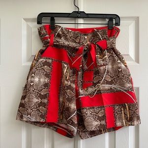 NWOT 7th Avenue New York & Company The Madie Pant Snakeskin Shorts 6